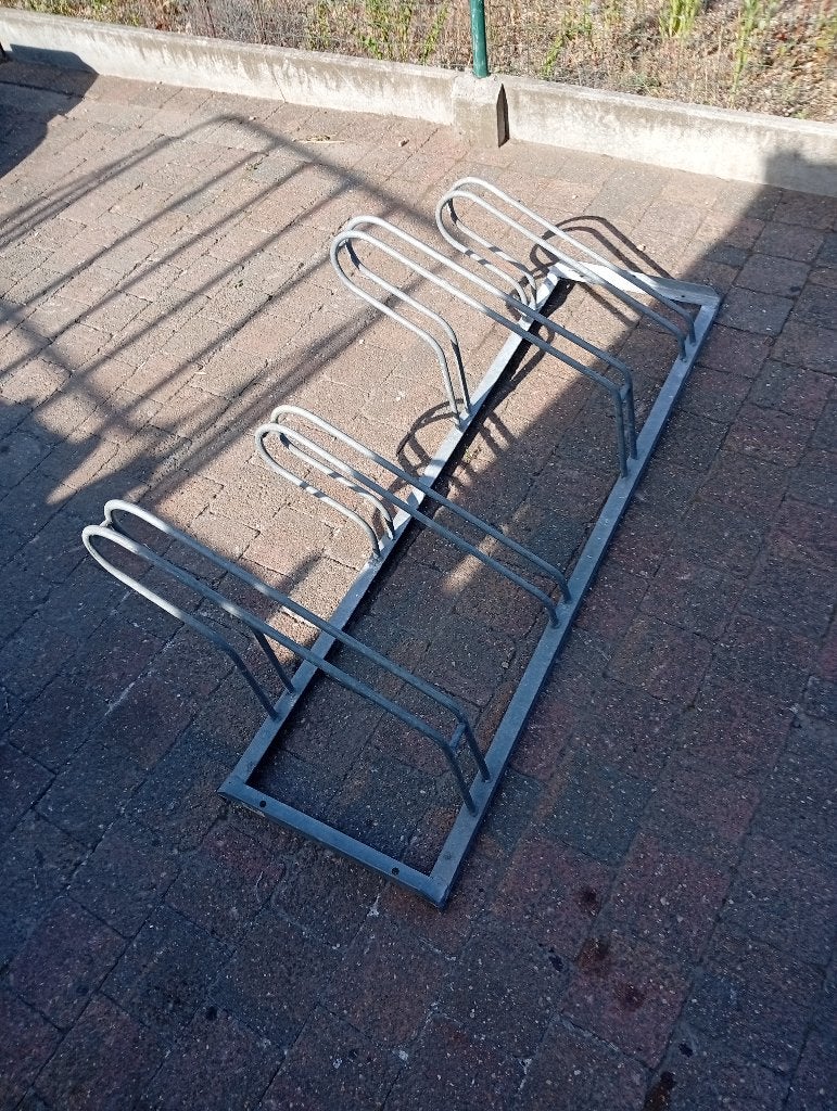 Fietsenrek 4 fietsen, Fietsen en Brommers, Ophalen, Zo goed als nieuw