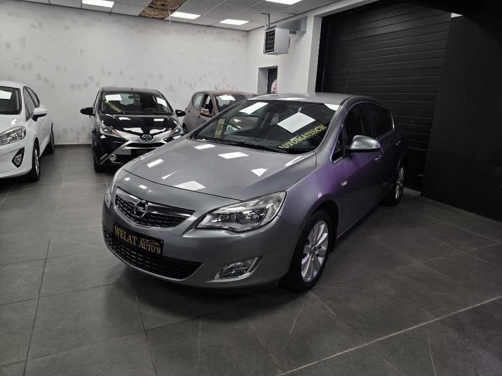 OPEL ASTRA 1,6 LITER BENZINE AUTOMAAT TOP STAAT, Euro 5, Zwart, 1600 cc, Bedrijf