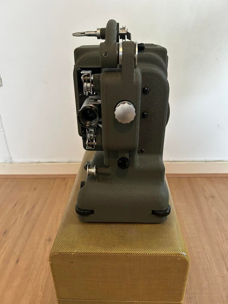 Bolex projector en …, Ophalen, Projector