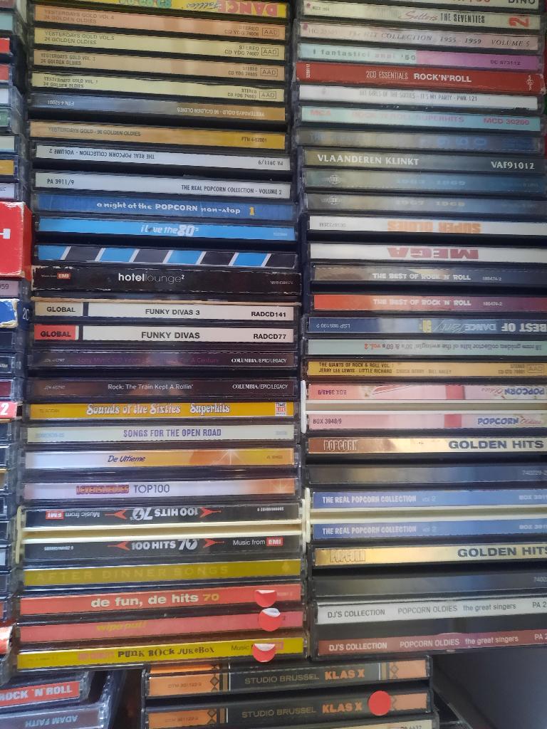 cd collectie - 3 dozen 150 cd - pop/rock/enz - 450 +stuks, Cd's en Dvd's, Ophalen, 1990 - 1999, Gebruikt, Boxset
