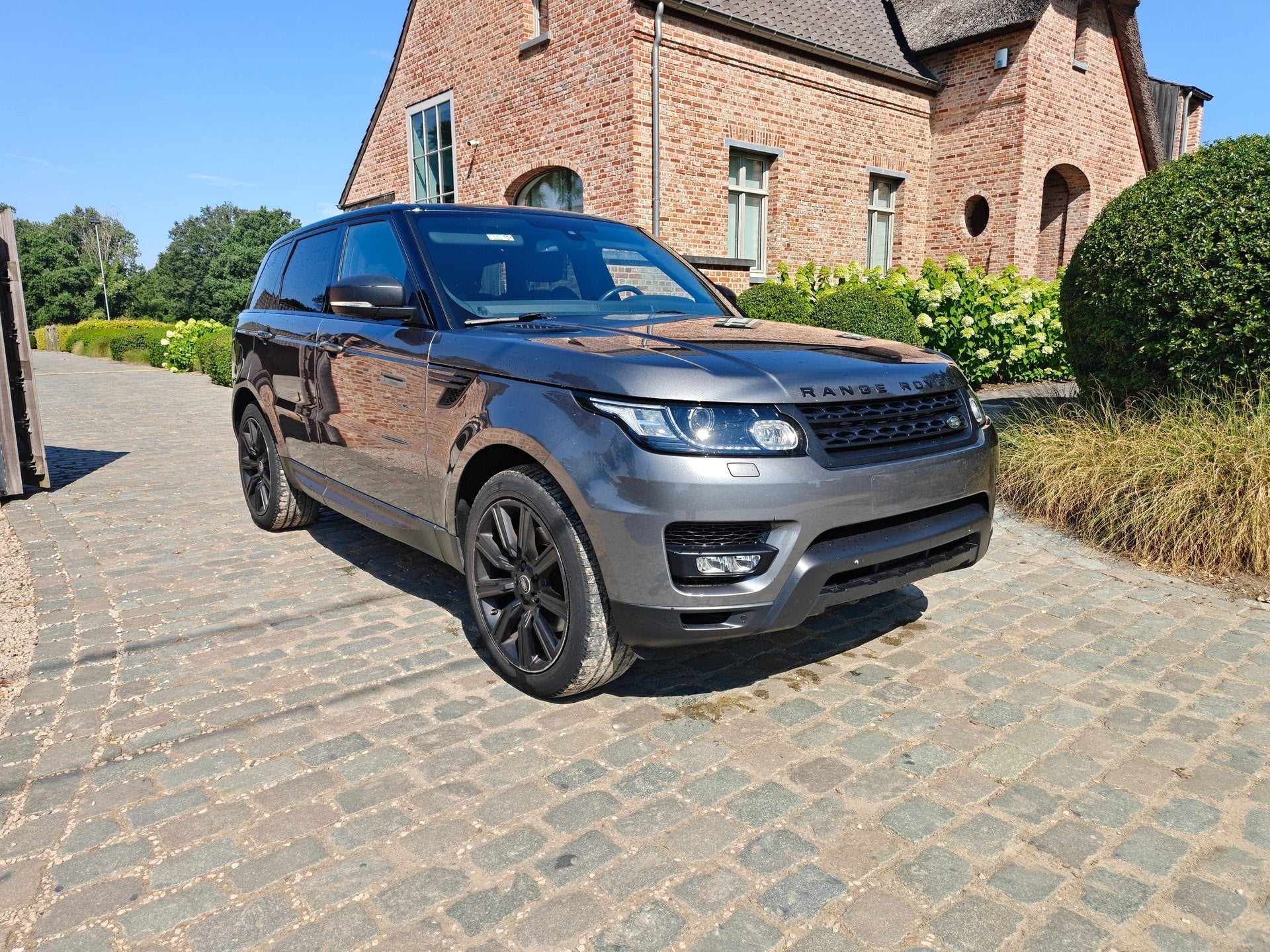 Land Rover Range Rover Sport 3.0TDV6, Auto's, Automaat, Gebruikt, Zwart, https://public.car-pass.be/vhr/1f9c70e2-2eeb-42f2-9fa7-d1b7b6a9f7a7