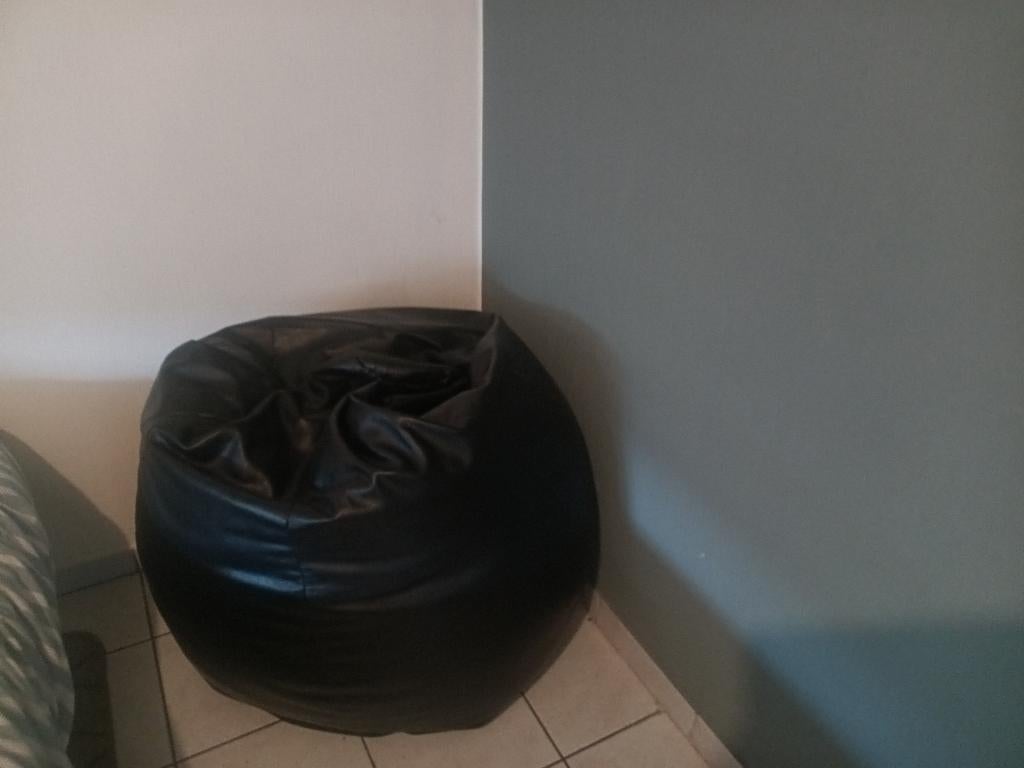 Zitpoef, Ophalen, Zo goed als nieuw