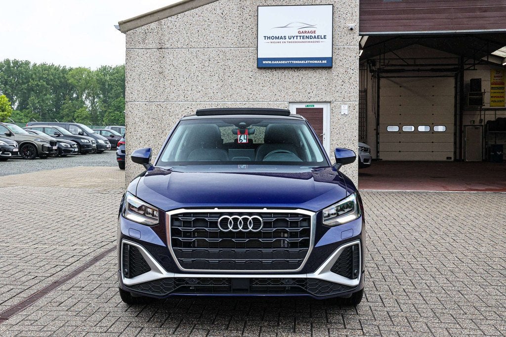 Audi Q2 S-LINE*PANORAMISCH-DAK*LEDER*ACHTERUITRIJCAMERA*ZETE, Auto's, 1380 kg, 4 cilinders, Blauw, Leder
