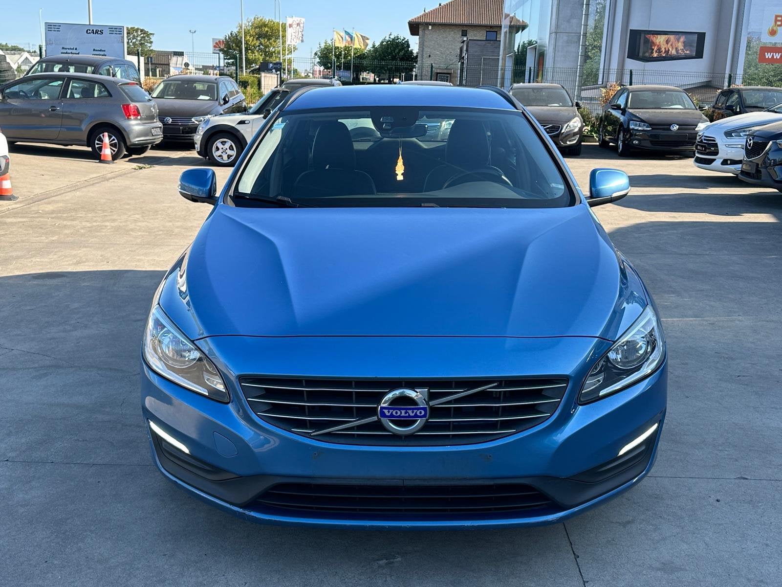 Volvo V60 2L Diesel Euro 6b 2016, Auto's, Parkeersensor, Euro 6, 1969 cc, https://public.car-pass.be/vhr/240472b6-8470-4c5c-8d8c-62fd56978ad1