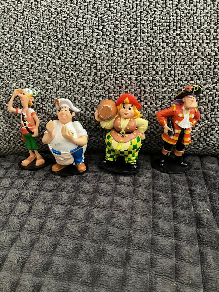 Vintage figuren 10 cm Piet Piraat Studio 100, Verzamelen, Poppetjes en Figuurtjes, Ophalen of Verzenden, Zo goed als nieuw