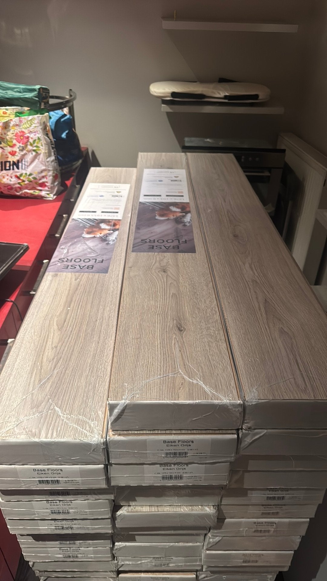Grijze eiken laminaat vloer 163,5m2, Huis en Inrichting, Ophalen, 75 m² of meer, Zo goed als nieuw, Grijs