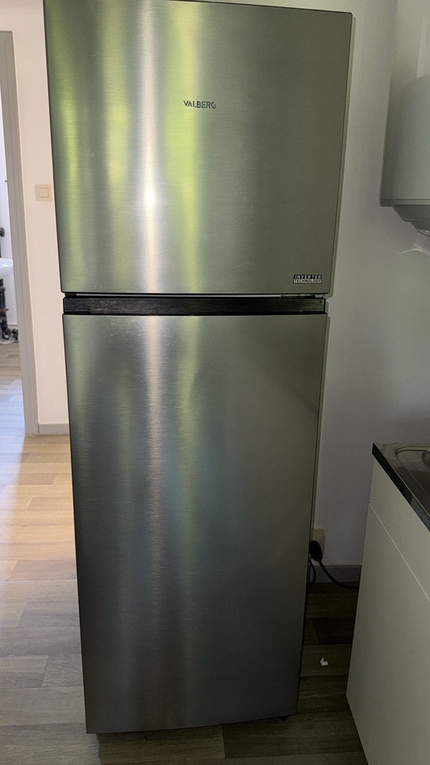 FRIGO À VENDRE NEUF - VALBERG, Electroménager, Enlèvement, Neuf, Avec compartiment congélateur