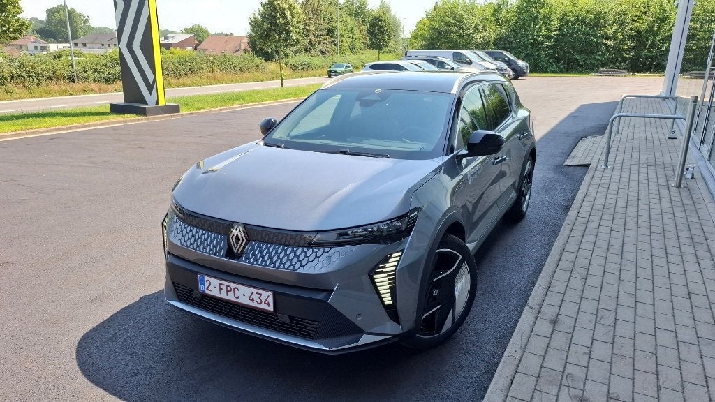 Renault Scenic E-Tech electric Iconic 220 hp long range DEMO, Auto's, Renault, Euro 6, Leder, Berline, Dealer onderhouden