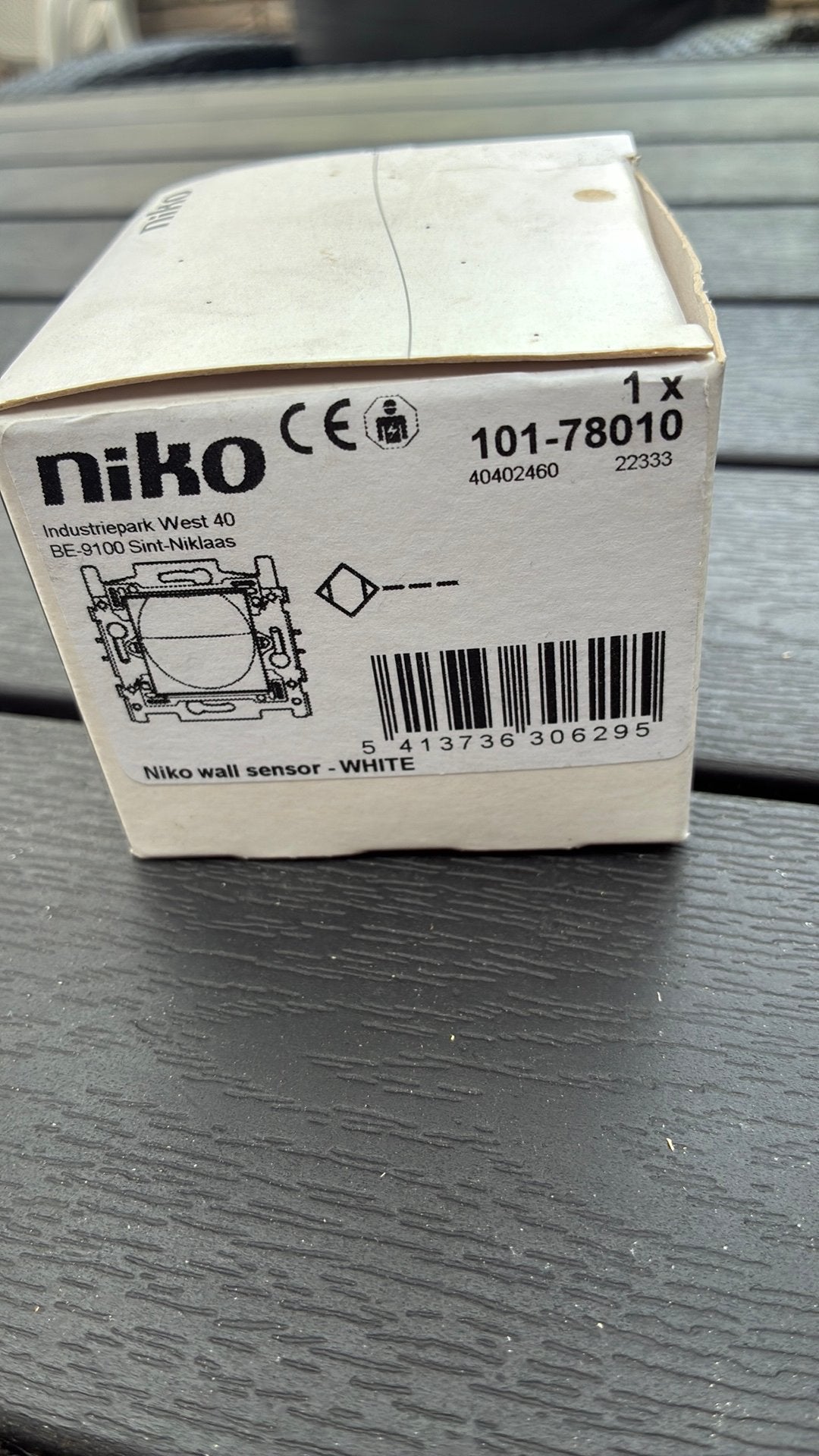 Bewegingssensor Niko white, Enlèvement, Neuf