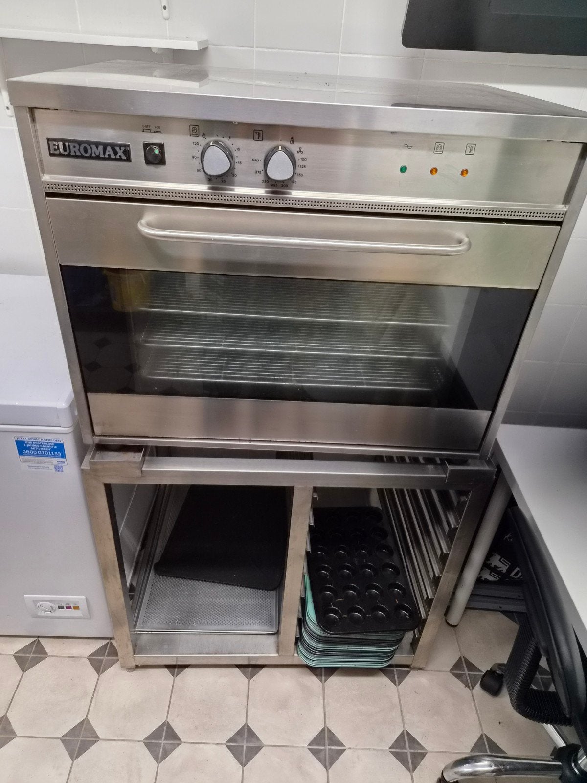 Horeca oven euromax met onderstel, Zakelijke goederen, Ophalen, Gebruikt