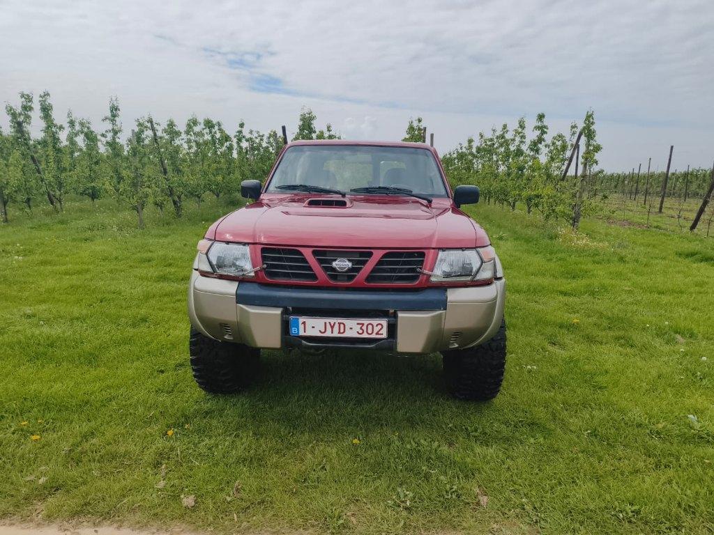 Nissan patrol Y61 2.8, Auto's, Nissan, Patrol, Vierwielaandrijving, Particulier, 2 zetels