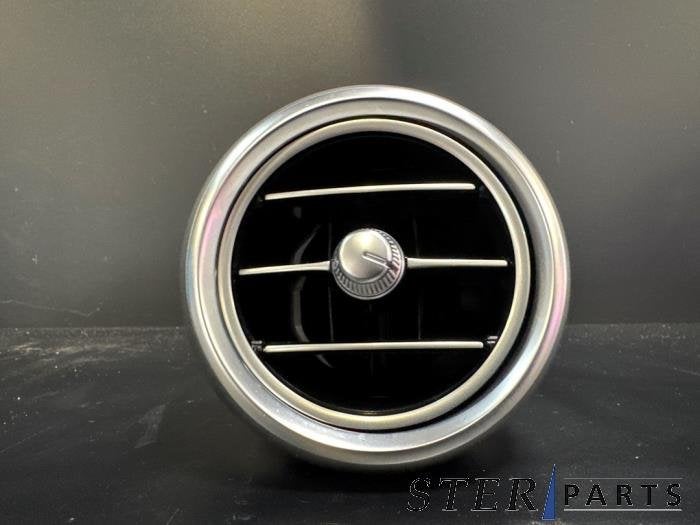 Grille aération tableau de bord d'un Mercedes C-Klasse, 3 mois de garantie, Utilisé, -, -