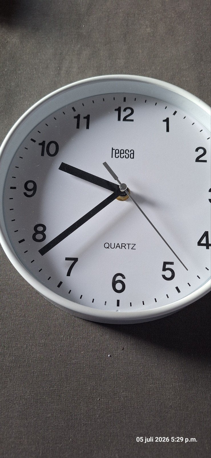 GRATIS Wandklok 20cm diam., Ophalen, Wandklok