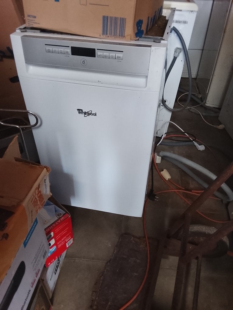 8 stuks electro, Elektronische apparatuur, Ophalen, Gebruikt, Overige typen, Voorlader