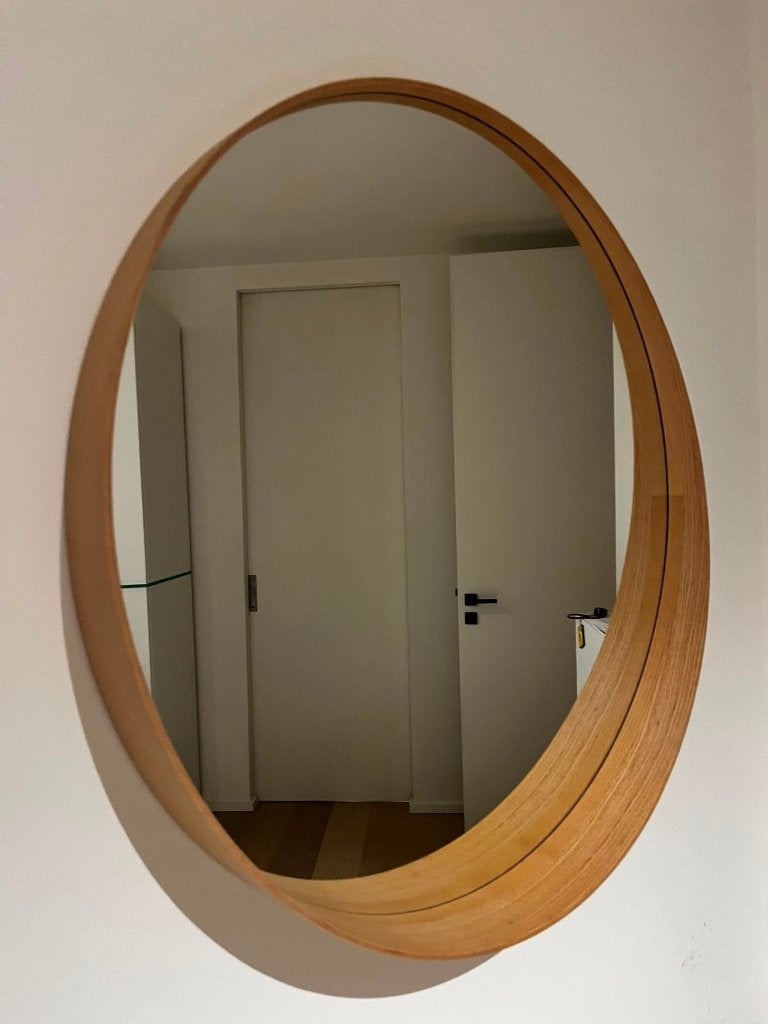 IKEA STOCKHOLM ronde spiegel, eikenfineer, 80 cm, Huis en Inrichting, Woonaccessoires | Spiegels, Ophalen, Rond, Zo goed als nieuw