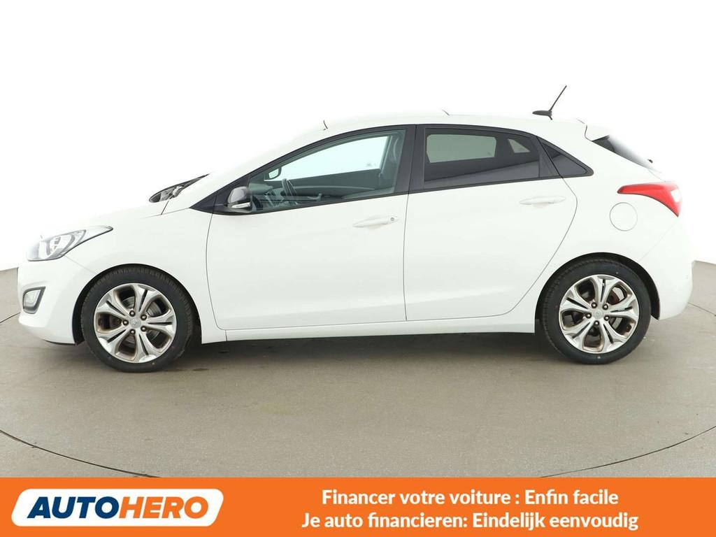 Hyundai i30 1.6 CRDi Classic (bj 2014), Voorwielaandrijving, Euro 5, Gebruikt, Zwart