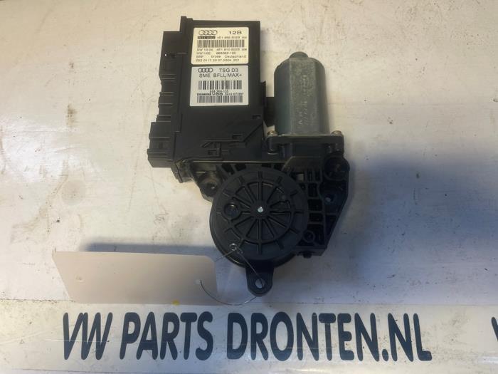 Moteur de vitre portière d'un Audi A8, -, 3 mois de garantie, Audi, Utilisé