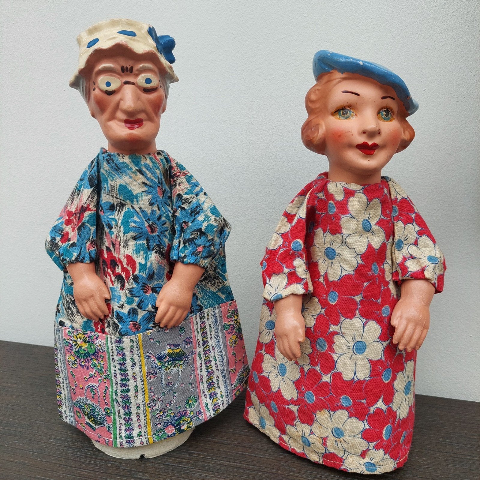 Beeusaert oude poppenkastpoppen composiet 1950 handpoppen, Ophalen