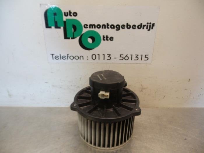Moteur de ventilation chauffage d'un Hyundai Coupe (Coupe 99, -, 3 mois de garantie, Utilisé, Hyundai