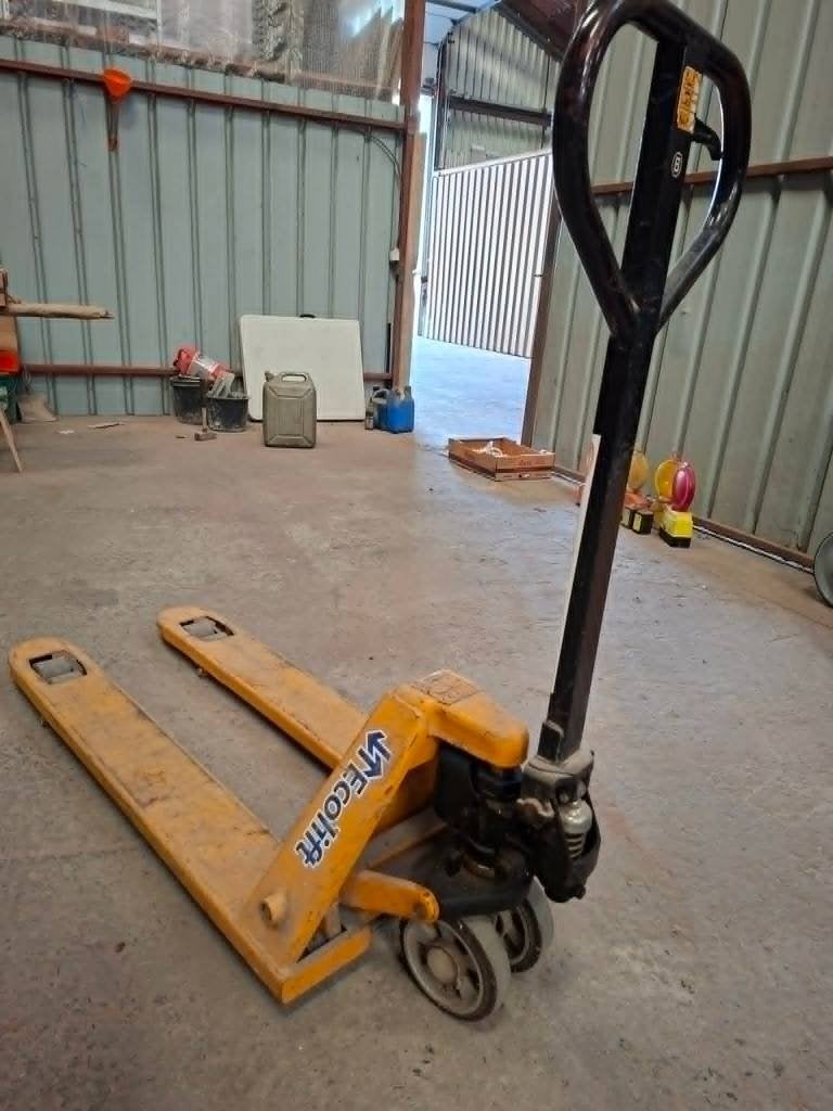 Transpalette 2500kg, Doe-het-zelf en Bouw, Palletwagens en Pompwagens, Ophalen, Gebruikt