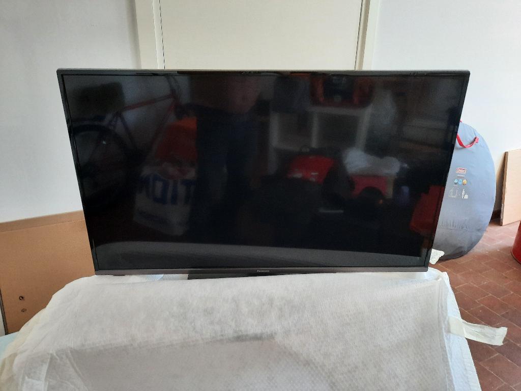Panasonic TX43HX580E Zwart 43" - Ultra HD, Ophalen, Panasonic, 50 Hz, LCD