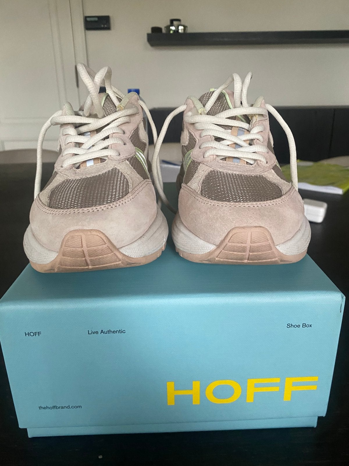 Damesschoenen van het merk HOFF, Ophalen, Zo goed als nieuw, Beige