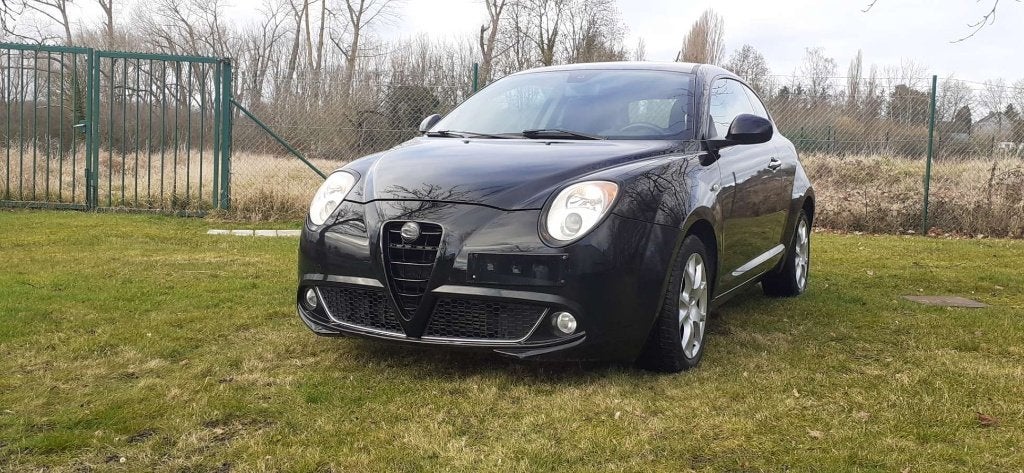 Alfa mito 1300 jtd, Auto's, Voorwielaandrijving, Euro 5, Stof, Zwart