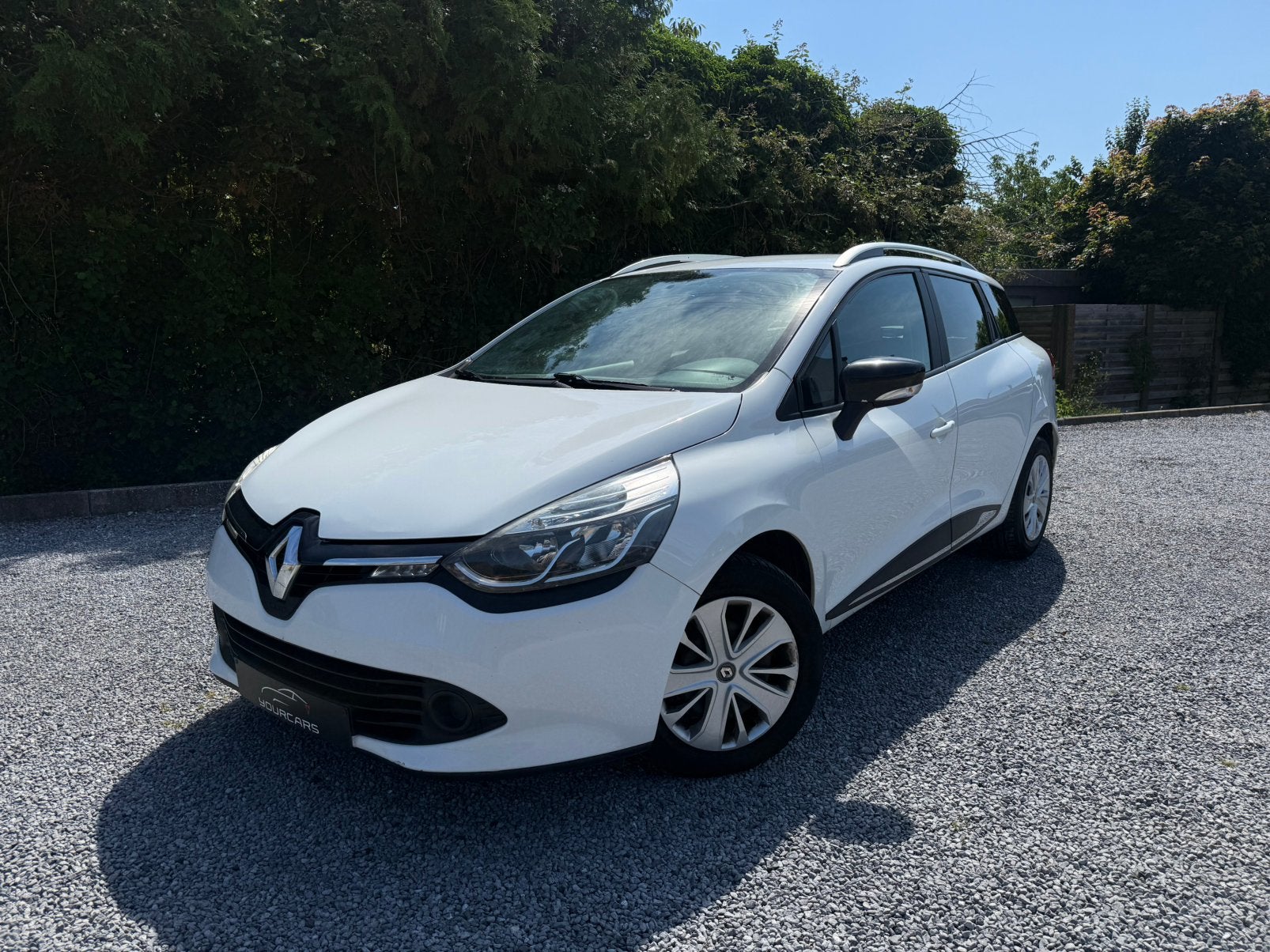 Renault Clio 1.5 dCi  Limited * 90 PK * AIRCO * GPS * EURO 6, Autos, Achat, Euro 6, Entreprise, Noir