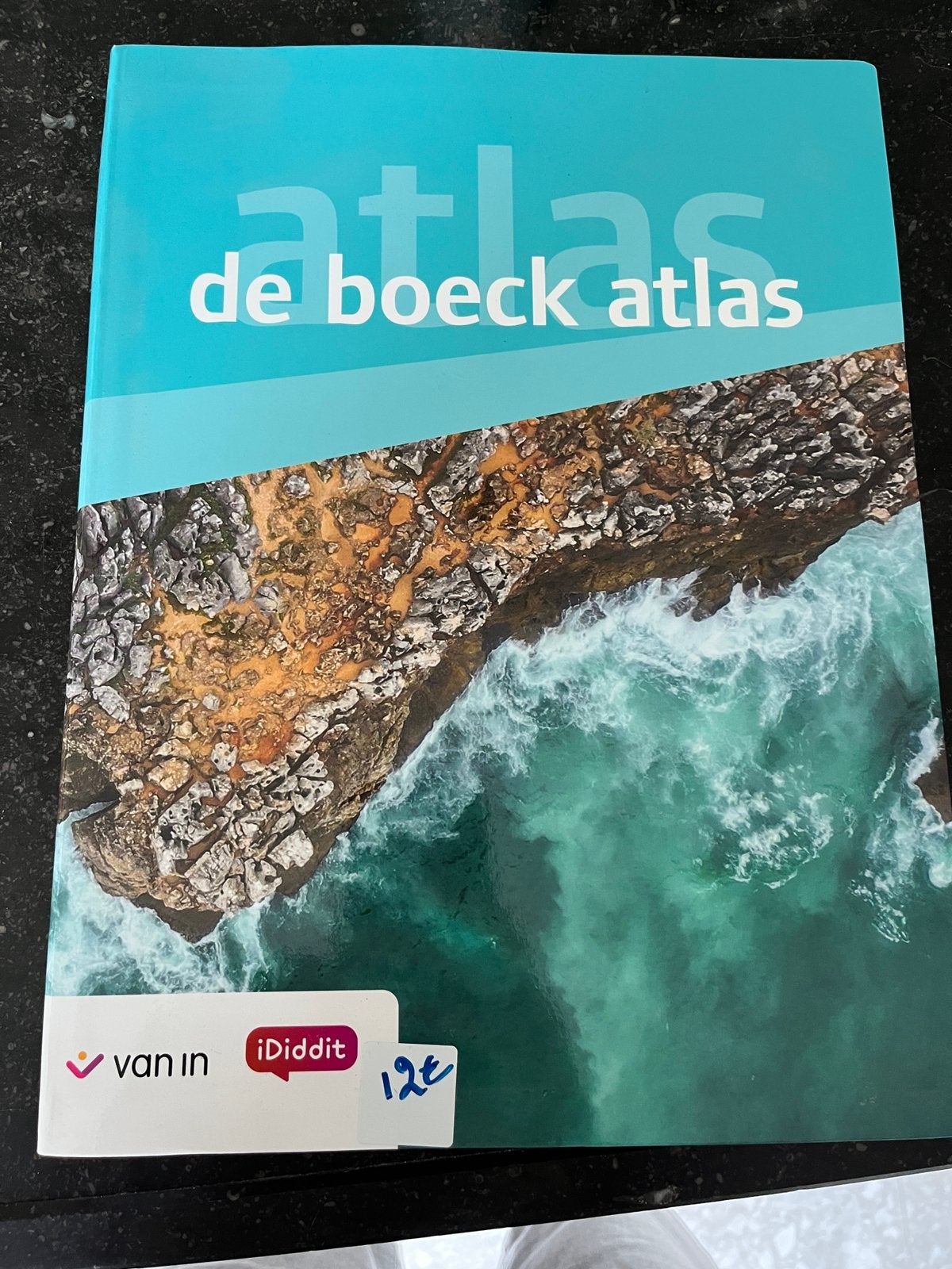Atlas De Boeck middelbaar, Boeken, Atlassen en Landkaarten, Ophalen of Verzenden, Nieuw, Overige atlassen