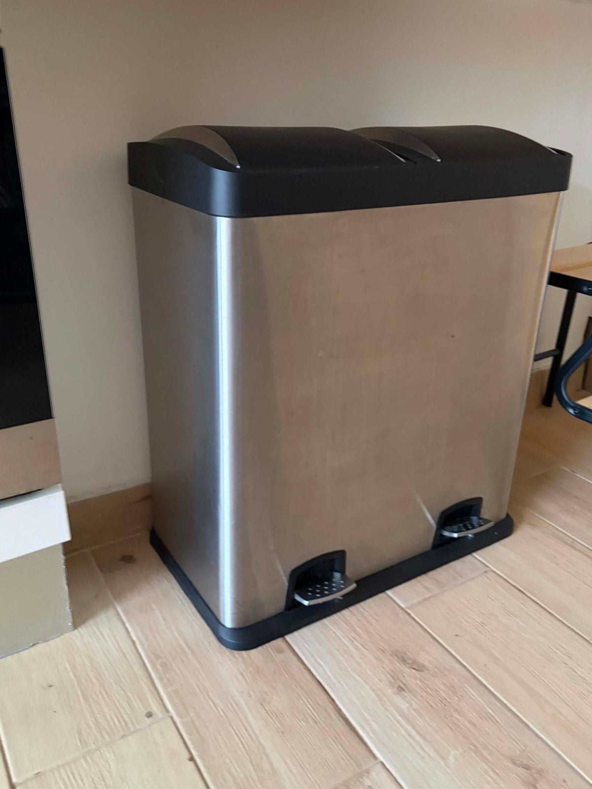 Poubelle, Inox, À pédale, Comme neuf, Enlèvement