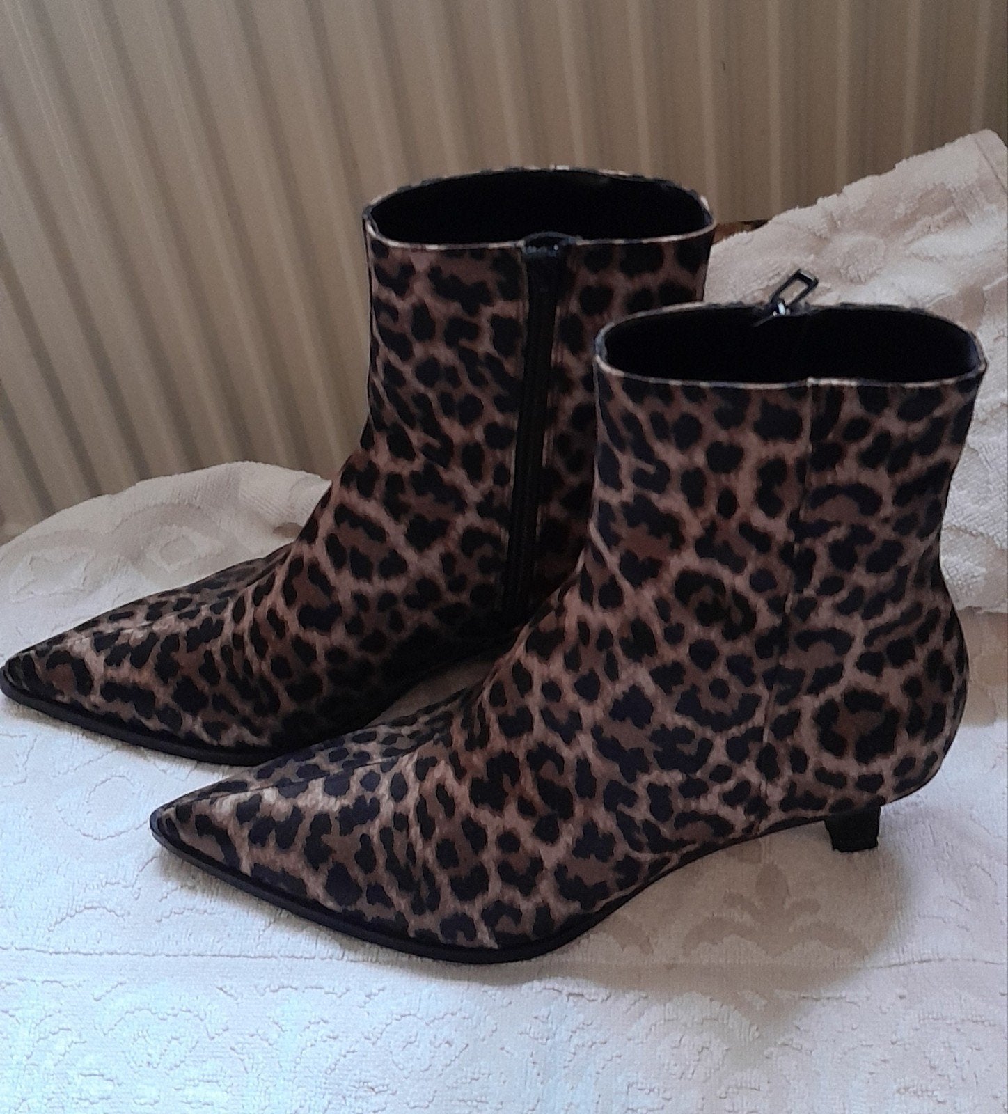 Prachtige panter laarsjes 40 Zara., Bruin, Zara, Lage of Enkellaarzen, Ophalen of Verzenden