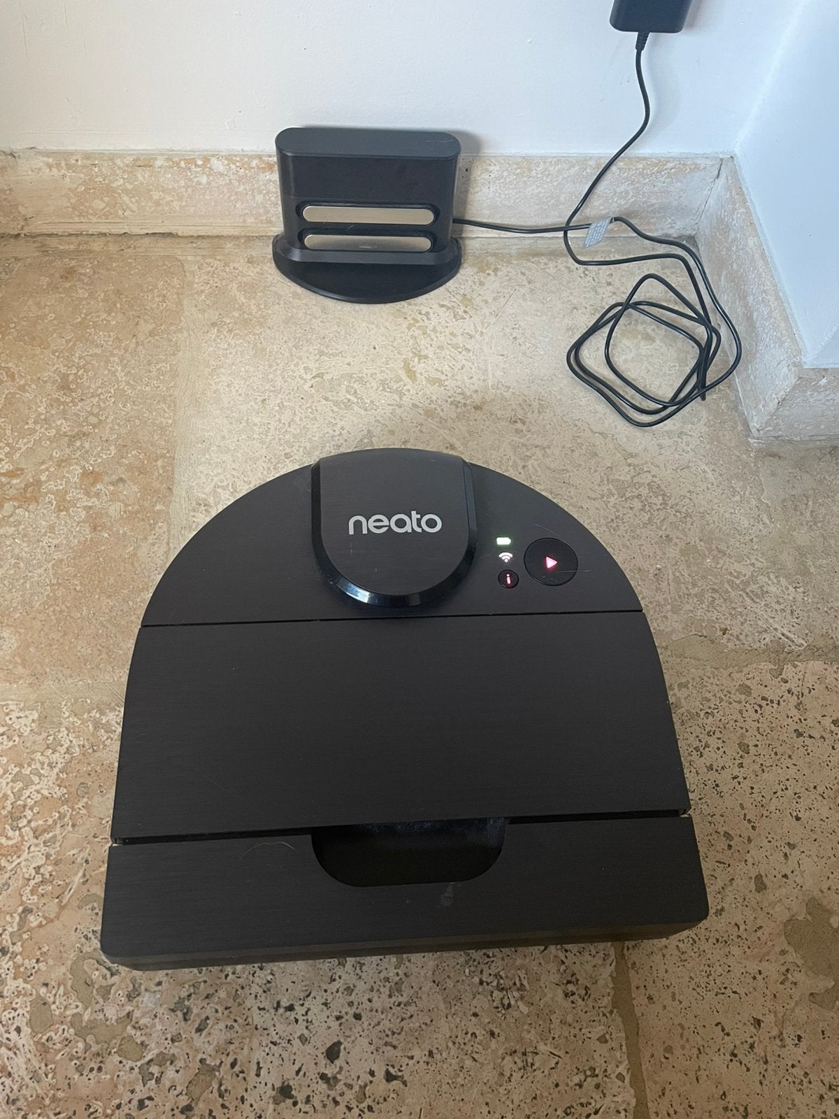 Neato robotstofzuiger, Elektronische apparatuur, Stofzuigers, Ophalen, Gebruikt, Draadloos, Robotstofzuiger