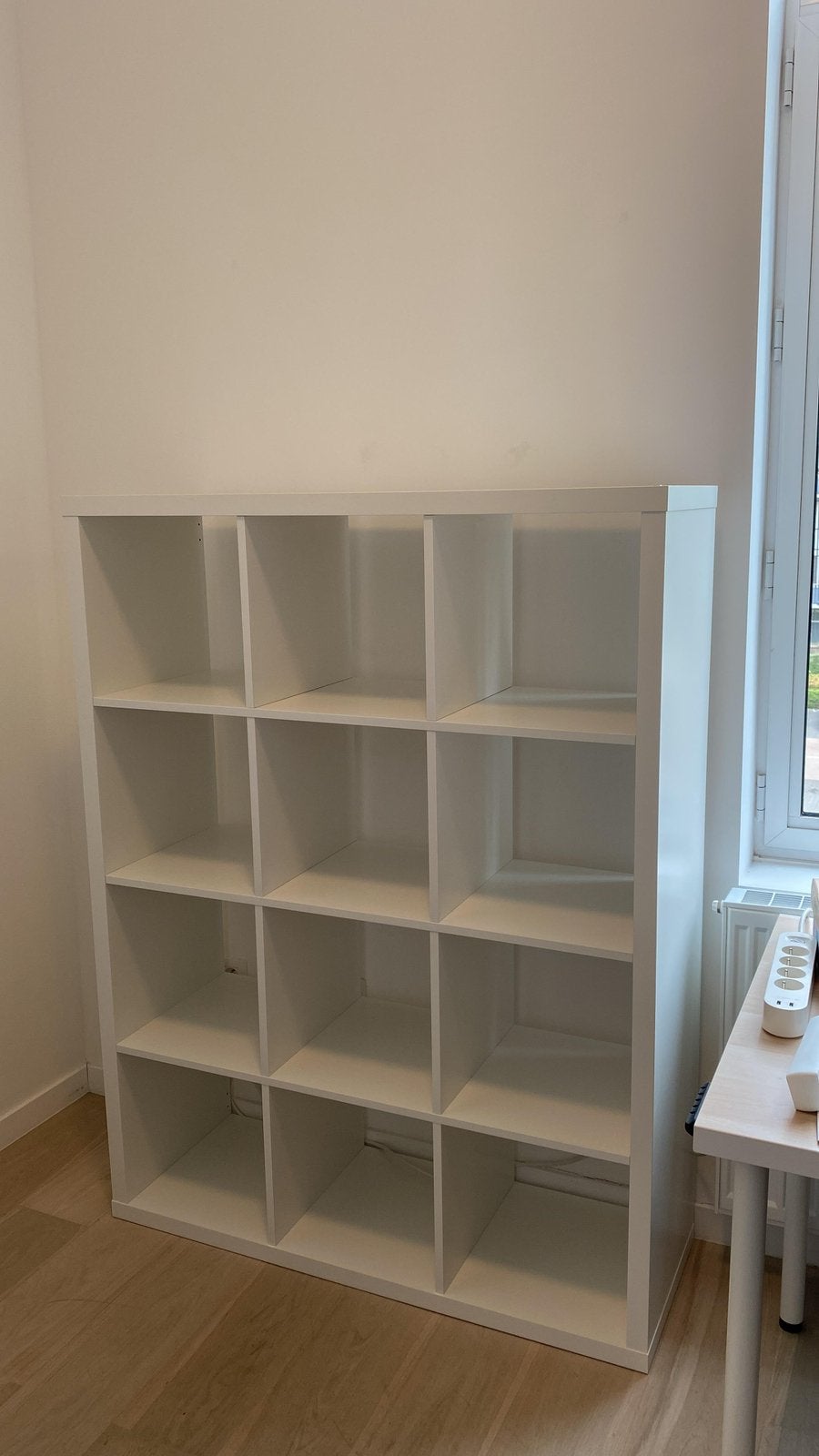 Witte kast “Kallax” Ikea, Maison & Meubles, Armoires | Bibliothèques, 25 à 50 cm, Comme neuf, 100 à 150 cm, Enlèvement