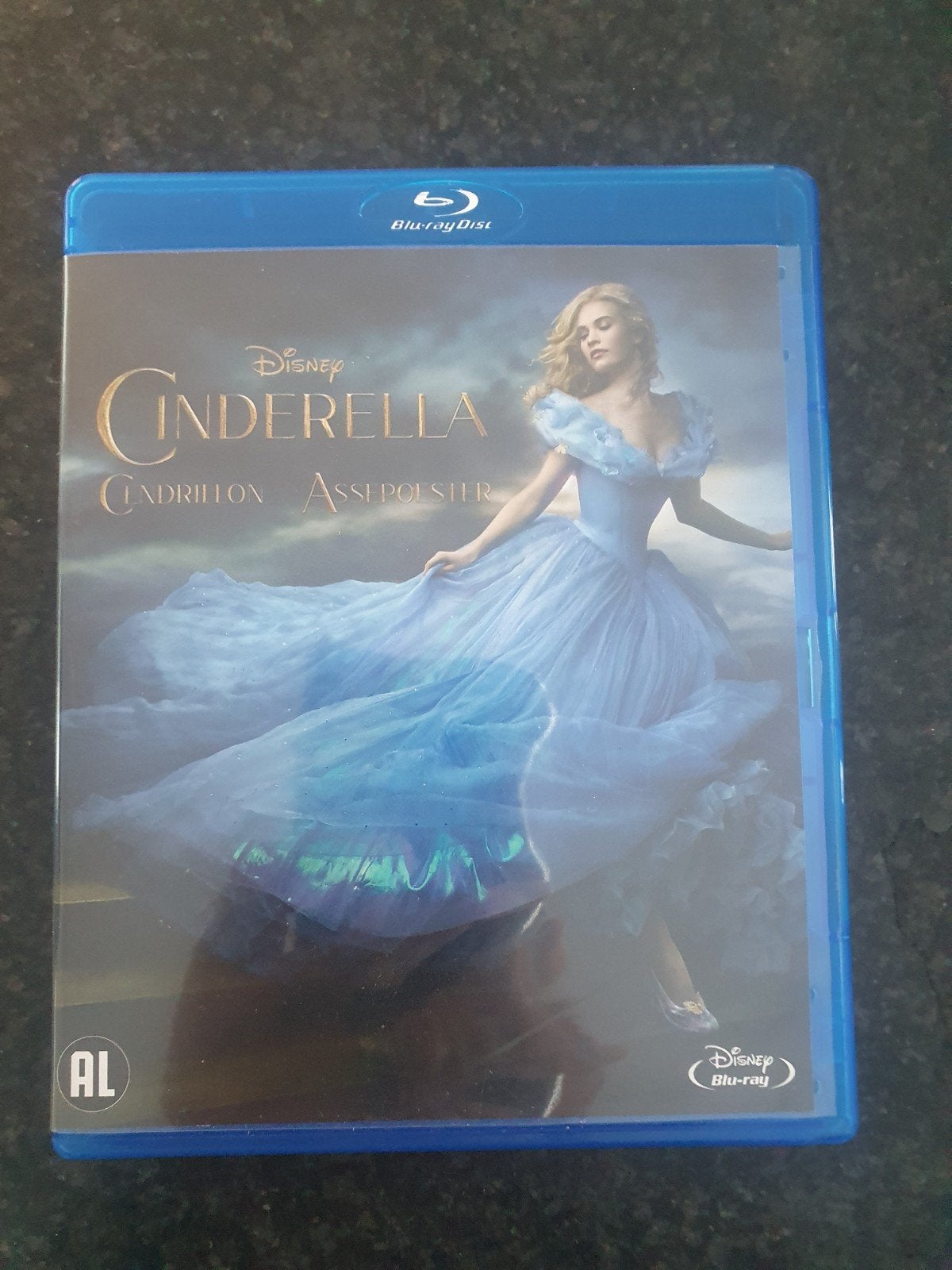 Cendrillon Disney Blu Ray NL FR, CD & DVD, Enlèvement ou Envoi