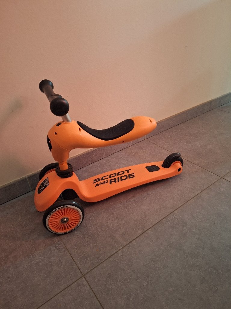 Driewieler/step scoot and ride, Fietsen en Brommers, Fietsen | Driewielers, Gebruikt, Verstelbare zitting, Velgrem, Ophalen
