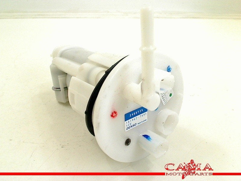BRANDSTOFPOMP Triumph Street Triple 765 RS 2020- (01-2020/-), Dhr. S. di Majo, Gebruikt, Info@cama-motorparts.nl, P.J. Troelstraweg 8 8
3144 CX  MAASSLUIS, NL