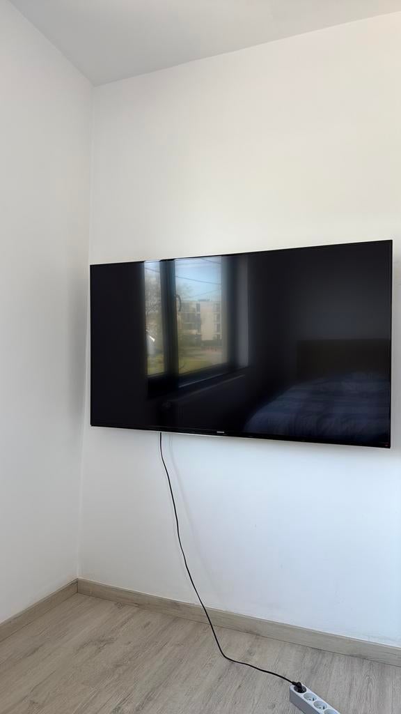 Tv met remote kabel149cm. Horizon tv 123cm verti71,5cm, Audio, Tv en Foto, Ophalen, Gebruikt, QLED, Samsung