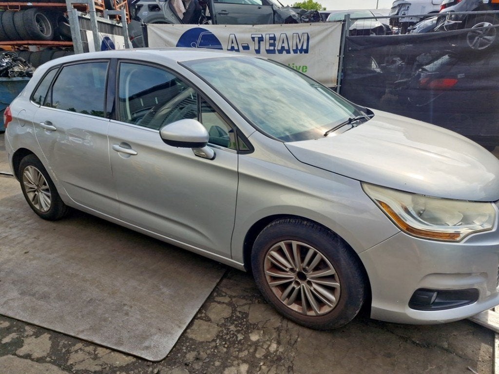 AILE AVANT DROITE Citroën C4 Berline (NC) (|7841AX|), Citroën, Utilisé, Avant, Garde-boue