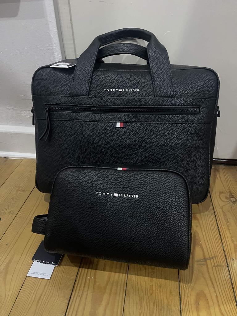 Tommy Hilfiger Toilettas, Ophalen, Nieuw, Zwart, Heer of Dame