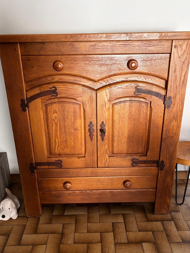Eetkamer, Enlèvement, Utilisé