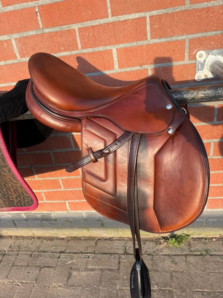 Springzadel Renaissance by Prestige, uitstekende staat!, Dieren en Toebehoren, Ophalen, Zo goed als nieuw