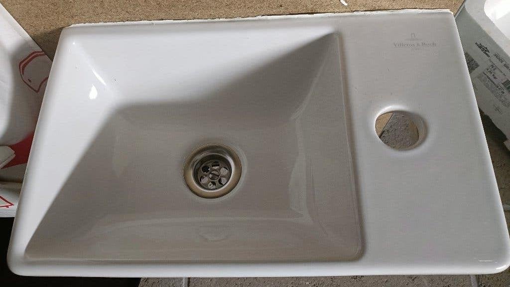 Lave-main Villeroy & Boch - robinet à droite, Bricolage & Construction, Enlèvement ou Envoi, Comme neuf, Autres types