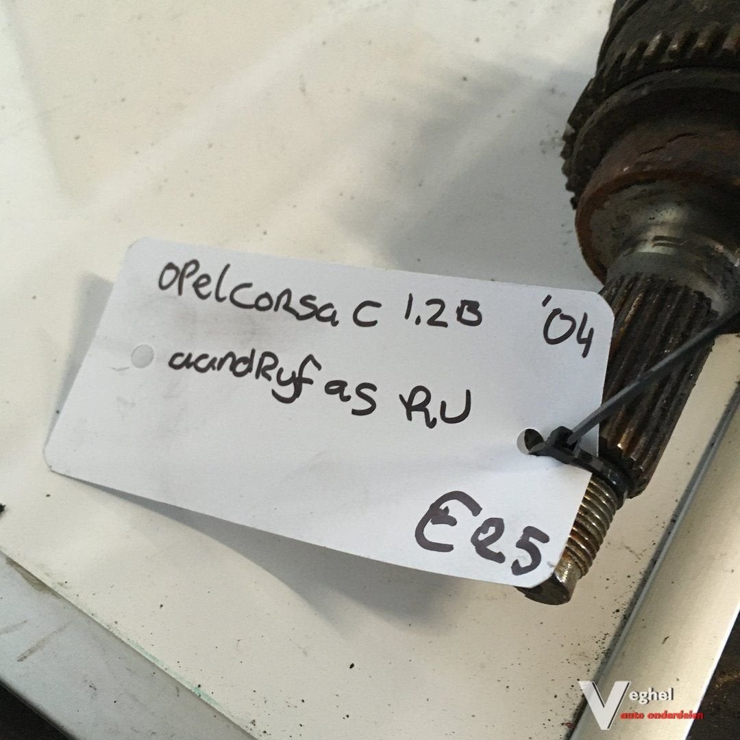 Opel Corsa C   1.2 2004  Aandrijfas Rechtsvoor, -, Utilisé, -, -