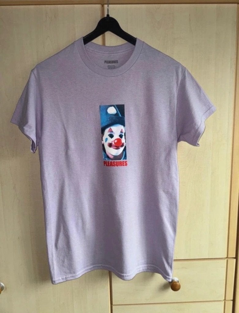 T Shirt Pleasures S, Kleding | Heren, Paars, Nieuw, Ophalen of Verzenden, Pleasures
