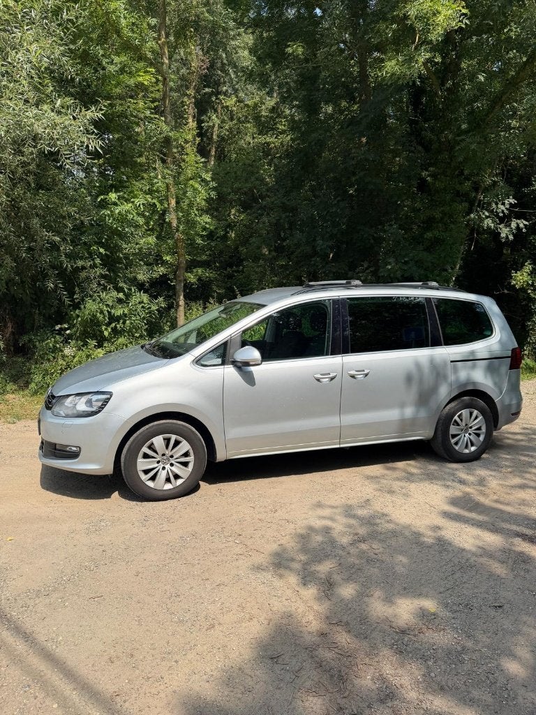Volkswagen Sharan 2017, Auto's, Automaat, 4 cilinders, 7 zetels, 152 g/km