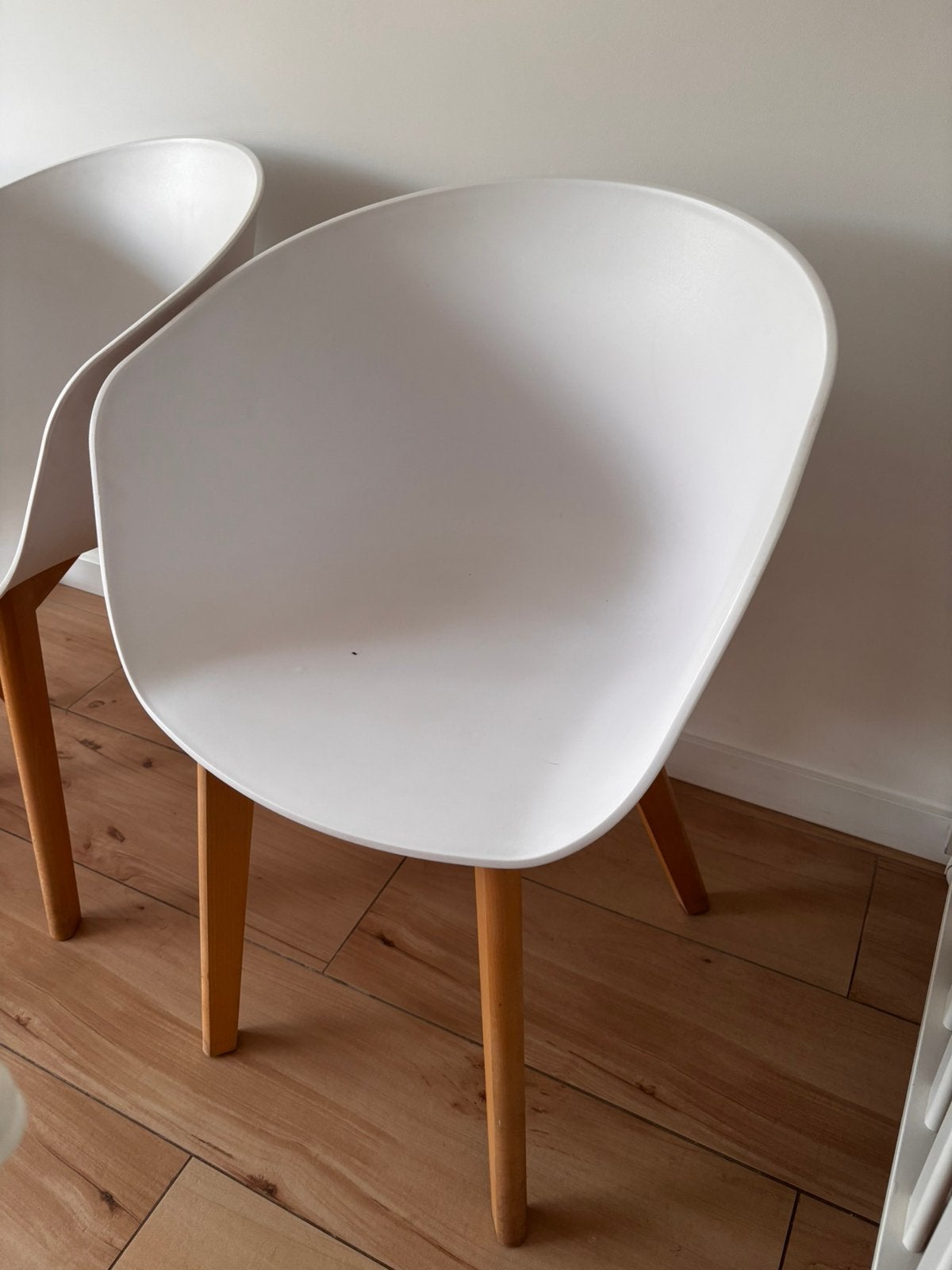 Lot de 8 chaises blanc et bois, Enlèvement, Comme neuf, Bois