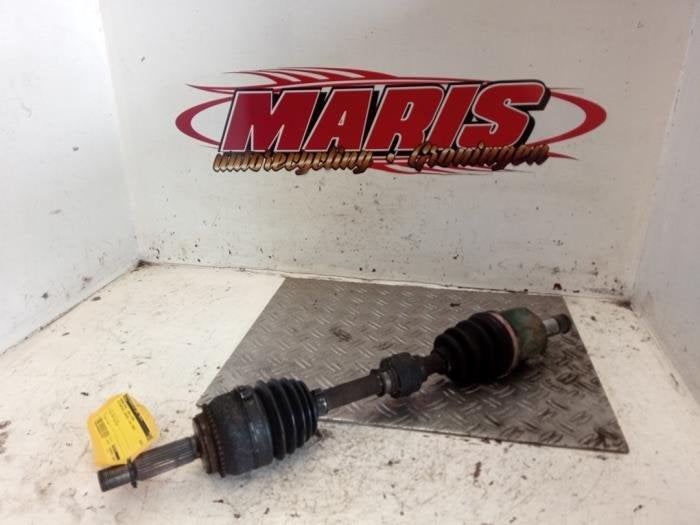 Aandrijfas links-voor van een Mitsubishi Lancer, Gebruikt, -, -, Mitsubishi