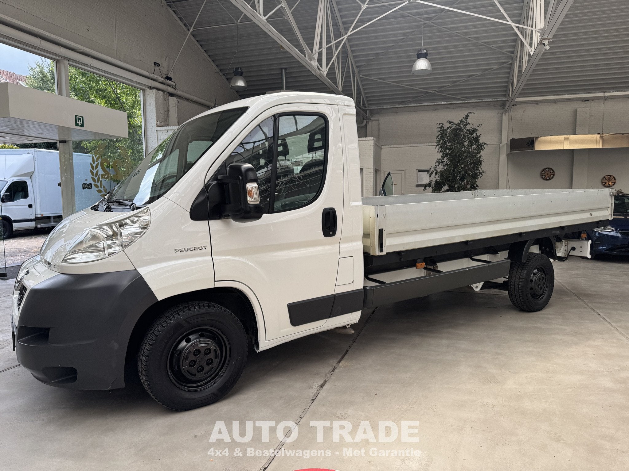 Peugeot Boxer 3.0D | !95.000km! | Open Laadbak | 1 Jaar Gara, Auto's, Voorwielaandrijving, Stof, Gebruikt, 4 cilinders