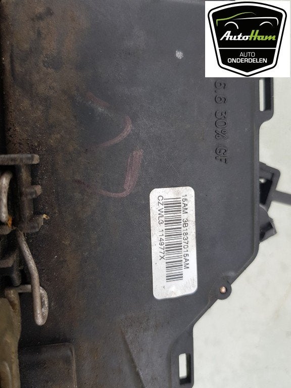 PORTIERSTANGEN LINKS VOOR Skoda Fabia (6Y5), Gebruikt, Skoda