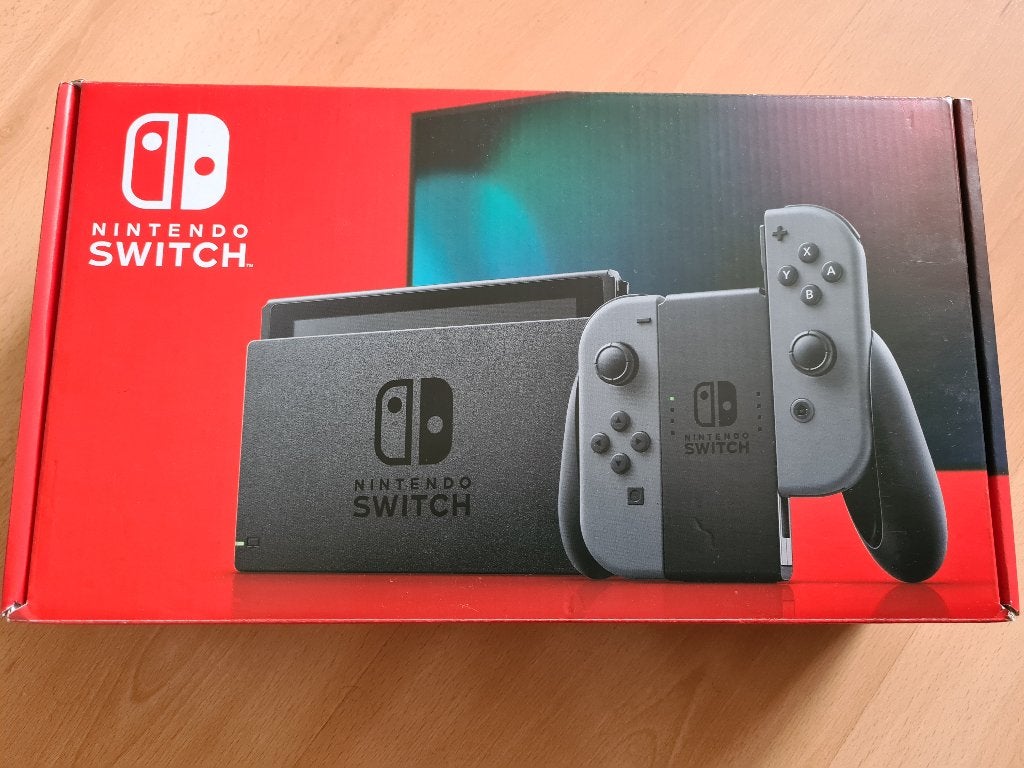 Nintendo Switch en très bon état, Enlèvement, Comme neuf